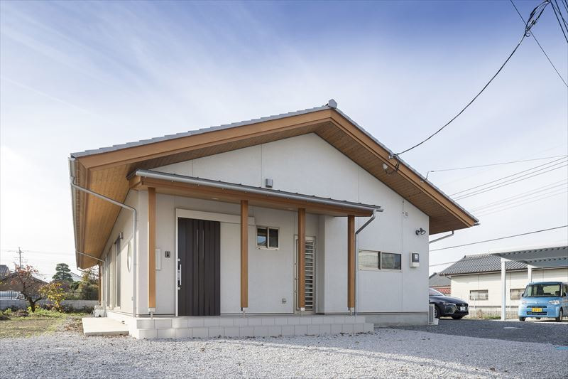 瓦屋根で平屋の家 群馬 高崎 前橋の注文住宅 関工務所