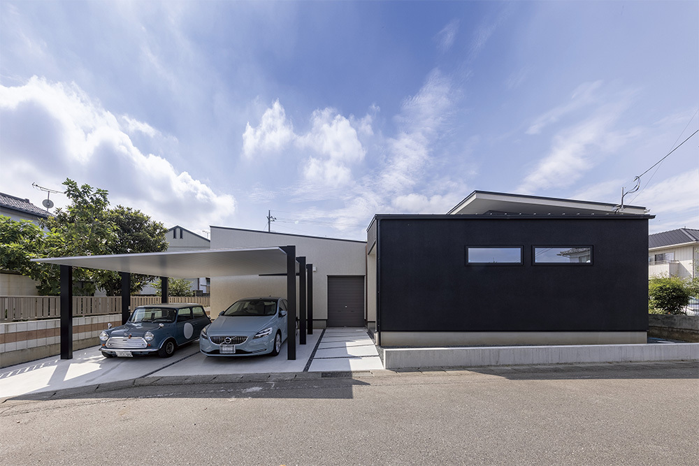 プライバシーと開放感を両立した中庭のある平屋の家 群馬 高崎 前橋の注文住宅 関工務所 プライバシーと開放感を両立した中庭のある平屋の家 群馬 高崎 前橋の注文住宅 関工務所