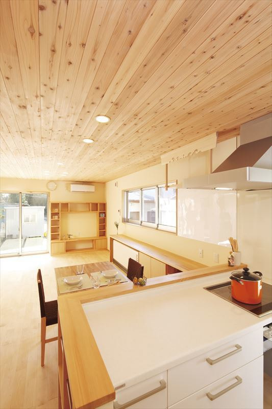 自然素材で仕上げたLDK