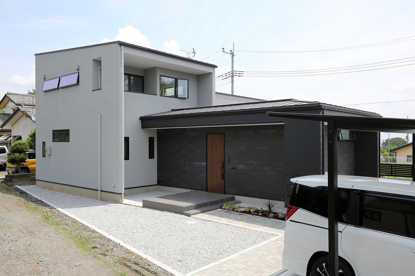 小上がりスタディースペースのあるコの字の家