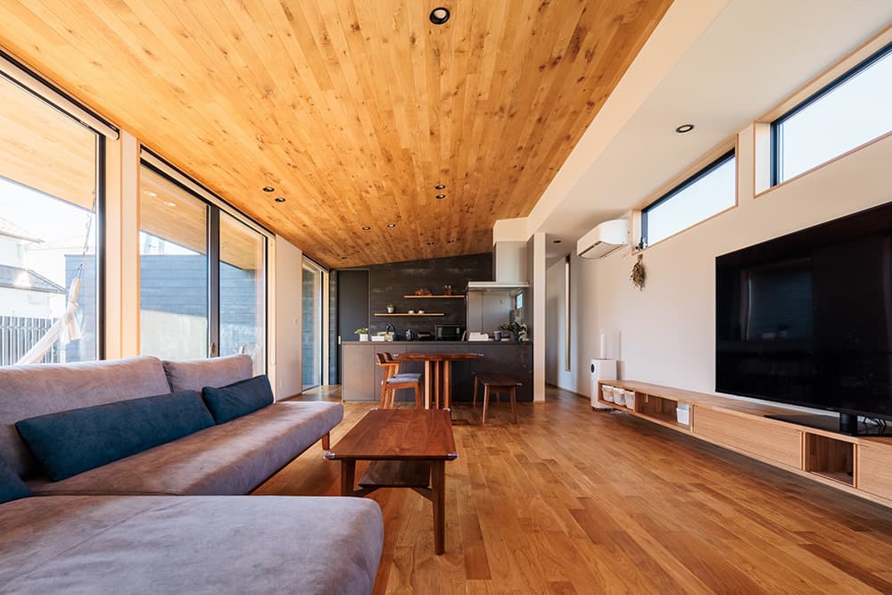 ウチとソトがつながる平屋の家