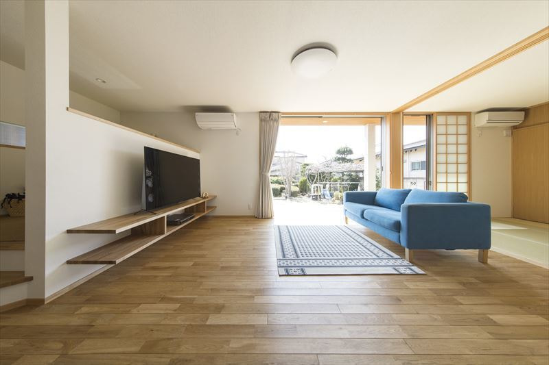 大開口のある二世帯住宅