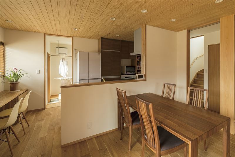 人・風・光の動線に配慮した寛ぎの家