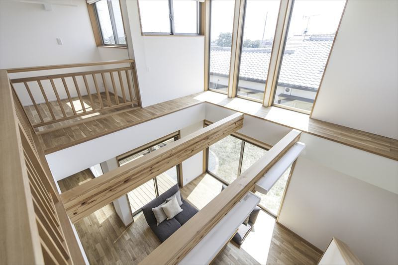 離れ和室と中庭のある家