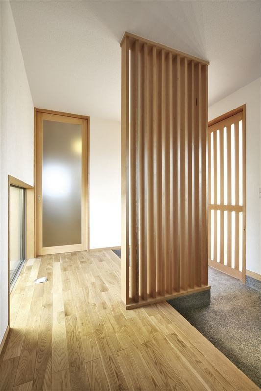 ツナガリに配慮した2世帯住宅