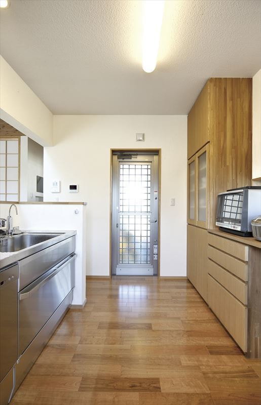 ツナガリに配慮した2世帯住宅