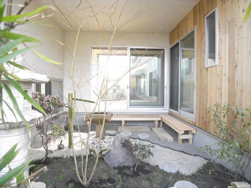 光を取り込む家