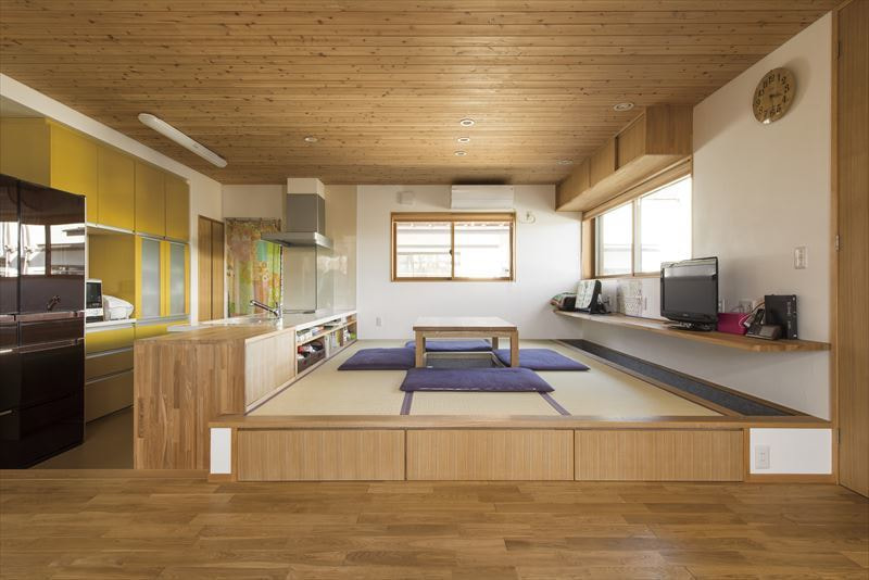 小上がり畳スペースのある家