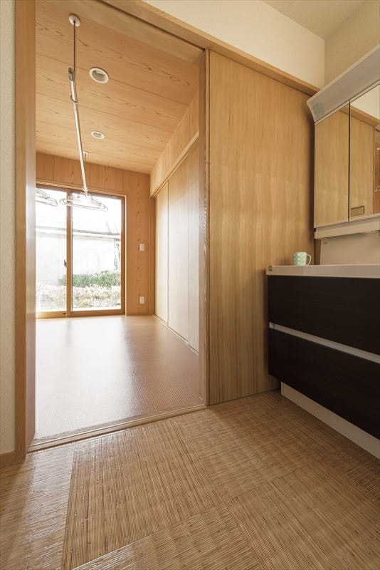 小上がり畳スペースのある家