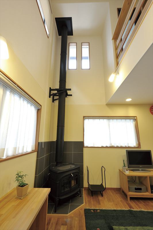 薪ストーブのあるやさしい家