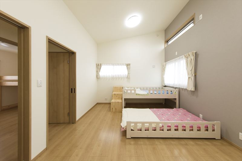 プライベートな中庭のある家